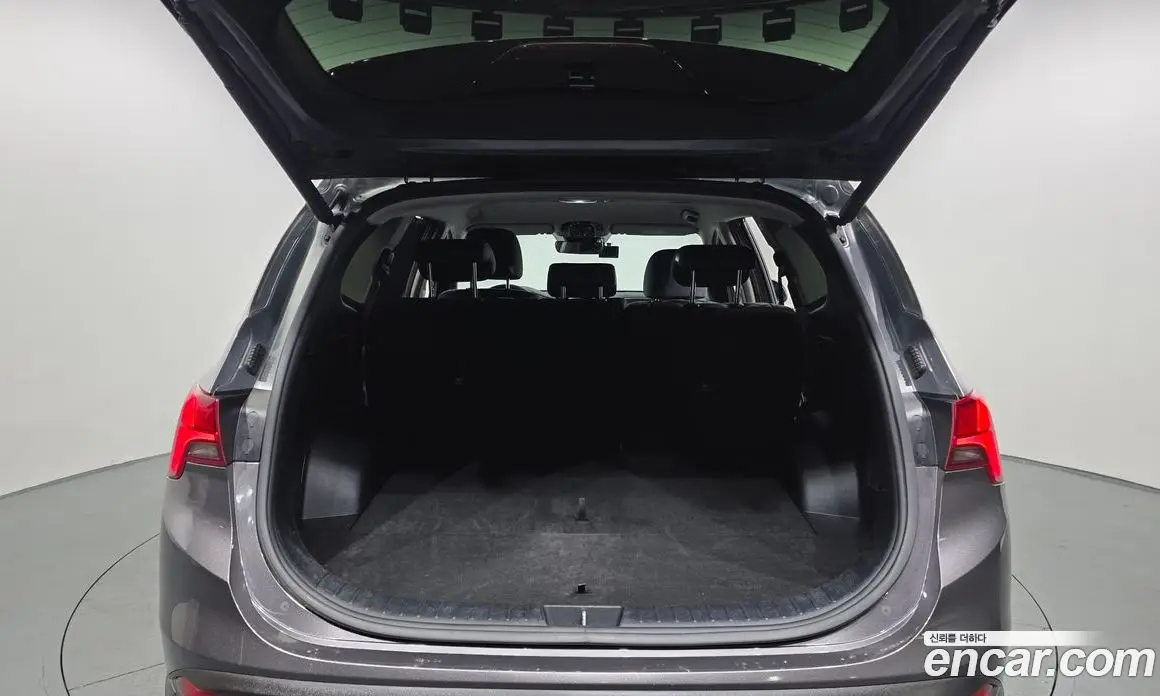 Hyundai Santa Fe 2022 2.2 автомат (гидро), фото 26