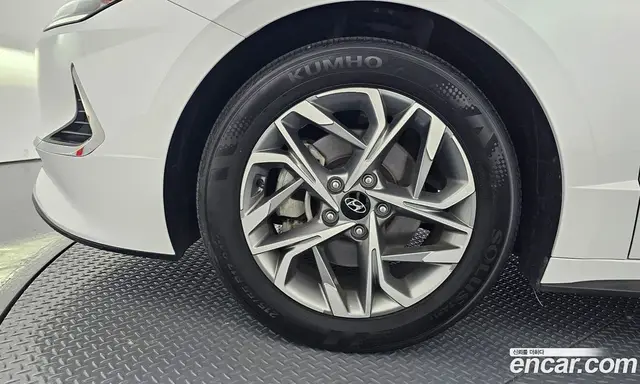 Hyundai Sonata 2023 2.0 автомат (гидро), миниатюра 5 Hyundai Sonata 2023 2.0 автомат (гидро), миниатюра 5