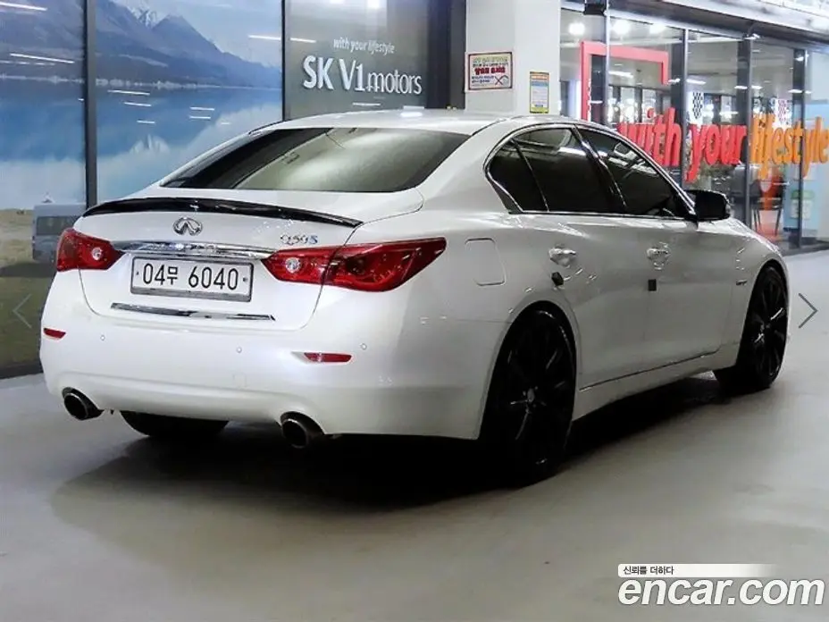 Infiniti Q50 2016 3.5 автомат (гидро), фото 4 Infiniti Q50 2016 3.5 автомат (гидро), фото 4