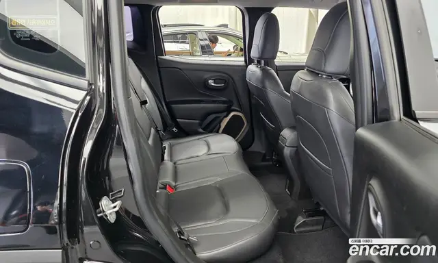 Jeep Renegade 2017 2.0 автомат (гидро), миниатюра 12