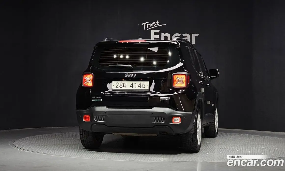 Jeep Renegade 2017 2.0 автомат (гидро), фото 4 Jeep Renegade 2017 2.0 автомат (гидро), фото 4