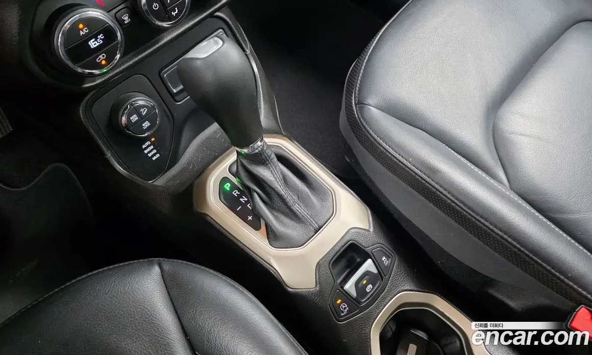 Jeep Renegade 2017 2.0 автомат (гидро), фото 9 Jeep Renegade 2017 2.0 автомат (гидро), фото 9