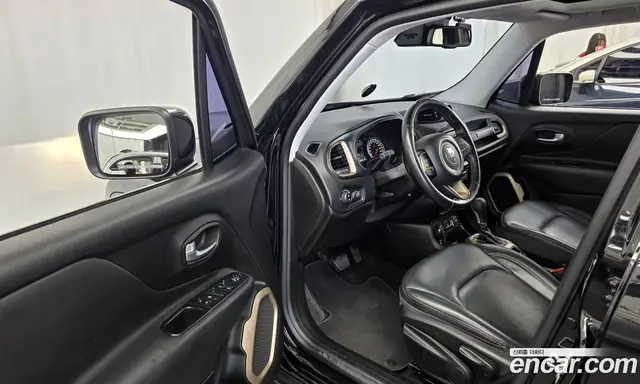 Jeep Renegade 2017 2.0 автомат (гидро), миниатюра 10 Jeep Renegade 2017 2.0 автомат (гидро), миниатюра 10