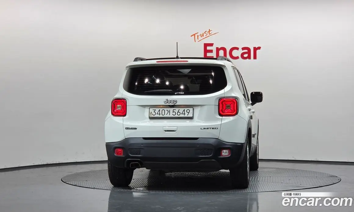 Jeep Renegade 2020 1.6 автомат (гидро), фото 4 Jeep Renegade 2020 1.6 автомат (гидро), фото 4