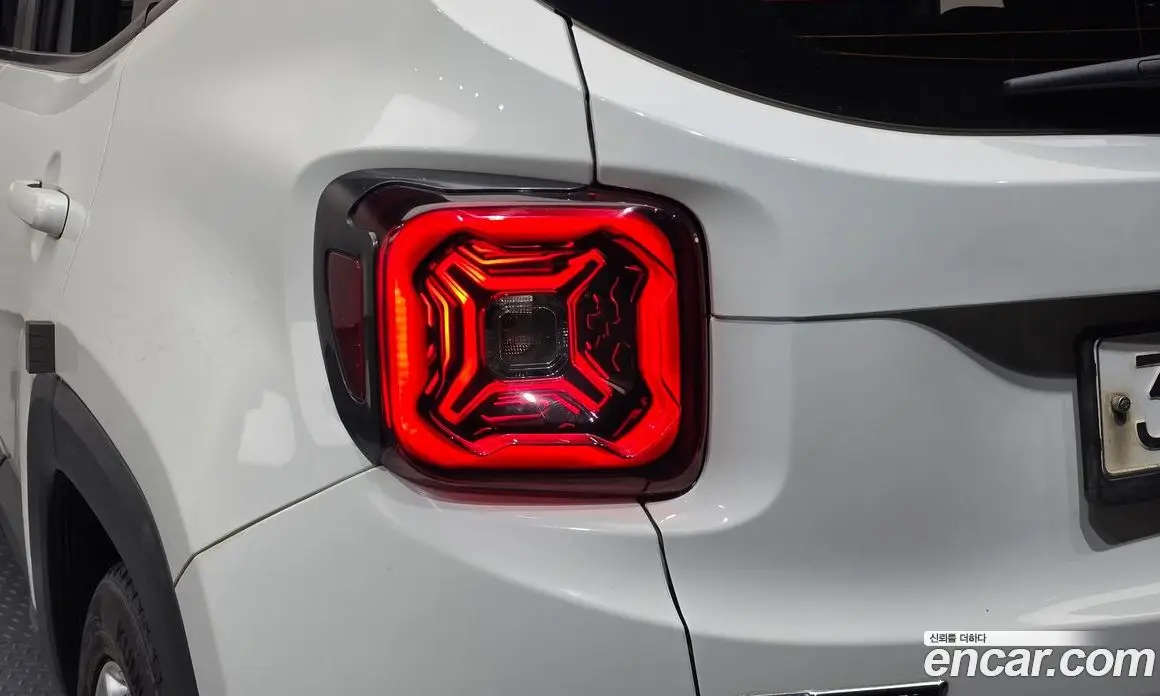 Jeep Renegade 2020 1.6 автомат (гидро), фото 9 Jeep Renegade 2020 1.6 автомат (гидро), фото 9