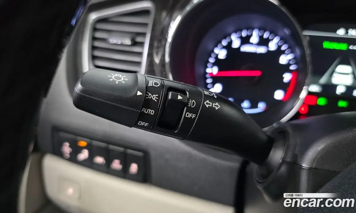 Kia Carnival 2019 3.3 автомат (гидро), фото 28 Kia Carnival 2019 3.3 автомат (гидро), фото 28
