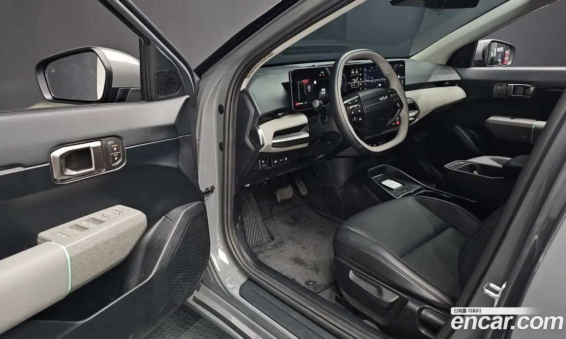 Kia EV4 2025 0.2 автомат (гидро), фото 11 Kia EV4 2025 0.2 автомат (гидро), фото 11