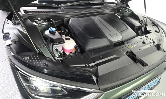Kia EV6 2021 0.1 автомат (гидро), миниатюра 6 Kia EV6 2021 0.1 автомат (гидро), миниатюра 6