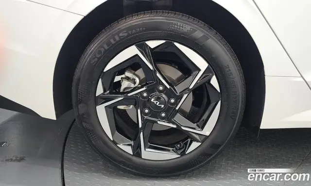 Kia K5 (Optima) 2025 1.6 автомат (гидро), миниатюра 4 Kia K5 (Optima) 2025 1.6 автомат (гидро), миниатюра 4