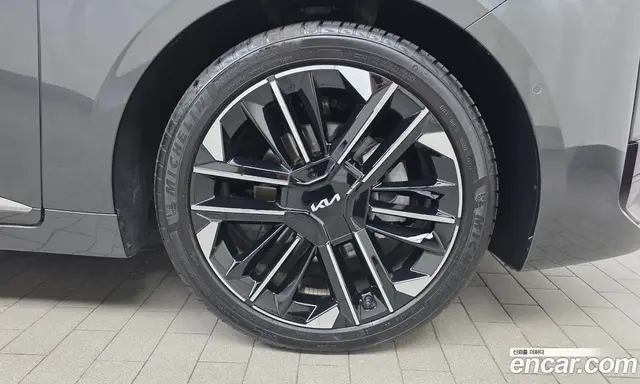 Kia K8 2025 1.6 автомат (гидро), миниатюра 7 Kia K8 2025 1.6 автомат (гидро), миниатюра 7