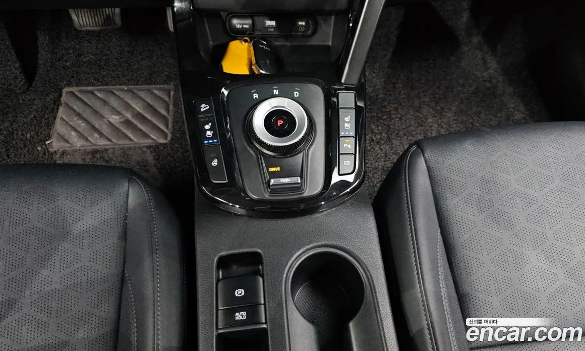 Kia Seltos 2022 1.6 автомат (гидро), фото 12 Kia Seltos 2022 1.6 автомат (гидро), фото 12