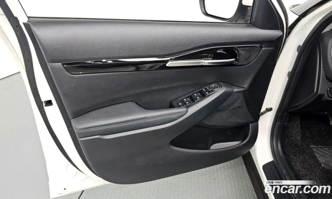Kia Seltos 2022 1.6 автомат (гидро), фото 14 Kia Seltos 2022 1.6 автомат (гидро), фото 14