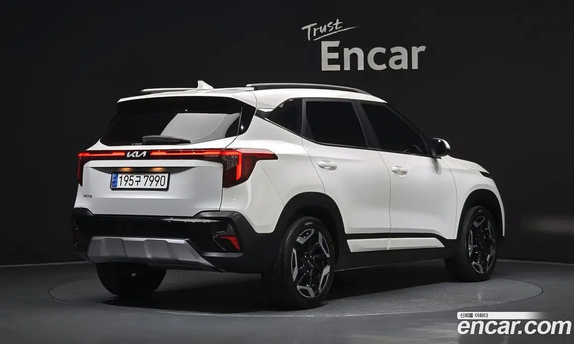 Kia Seltos 2024 1.6 автомат (гидро), фото 2 Kia Seltos 2024 1.6 автомат (гидро), фото 2