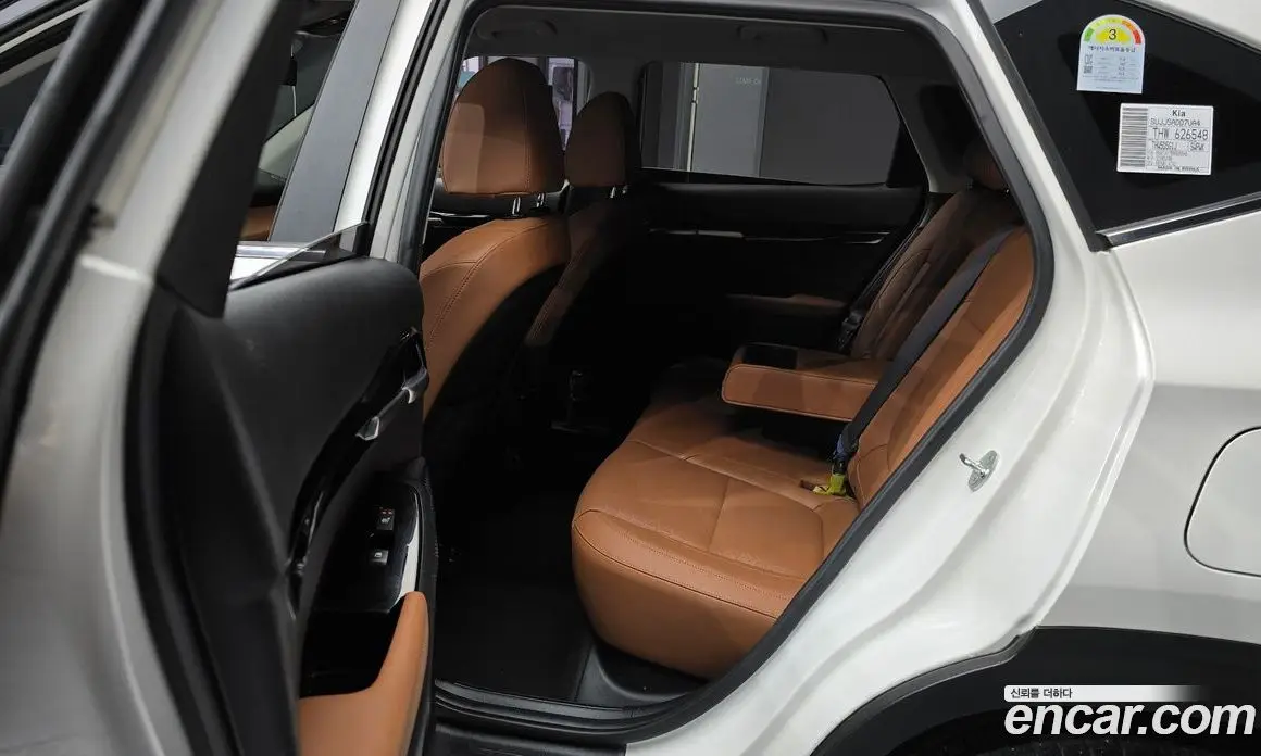 Kia Seltos 2024 1.6 автомат (гидро), фото 18 Kia Seltos 2024 1.6 автомат (гидро), фото 18