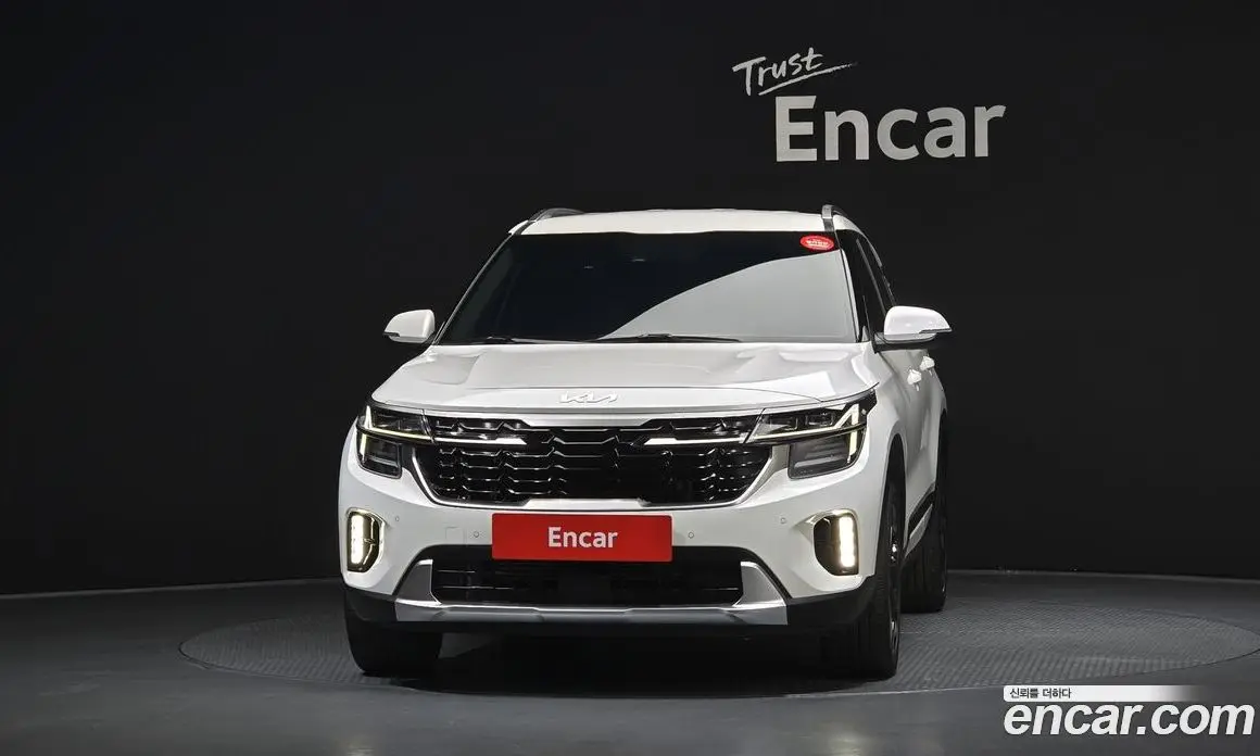 Kia Seltos 2024 1.6 автомат (гидро), фото 3 Kia Seltos 2024 1.6 автомат (гидро), фото 3