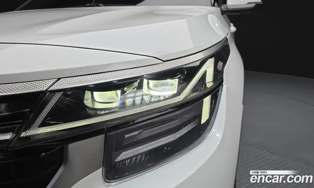 Kia Seltos 2024 1.6 автомат (гидро), миниатюра 8 Kia Seltos 2024 1.6 автомат (гидро), миниатюра 8