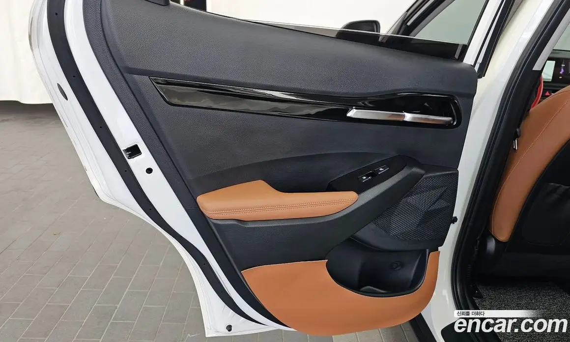 Kia Seltos 2025 1.6 автомат (гидро), фото 15 Kia Seltos 2025 1.6 автомат (гидро), фото 15