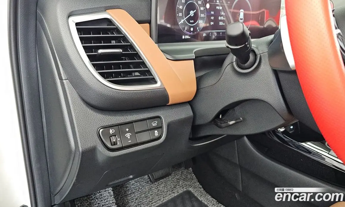 Kia Seltos 2025 1.6 автомат (гидро), фото 27 Kia Seltos 2025 1.6 автомат (гидро), фото 27