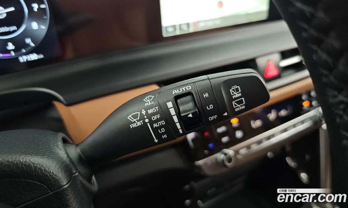 Kia Seltos 2025 1.6 автомат (гидро), фото 28 Kia Seltos 2025 1.6 автомат (гидро), фото 28