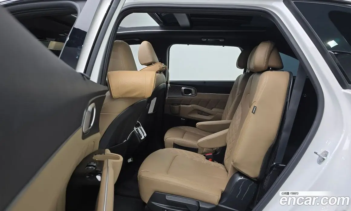 Kia Sorento 2024 1.6 автомат (гидро), фото 18