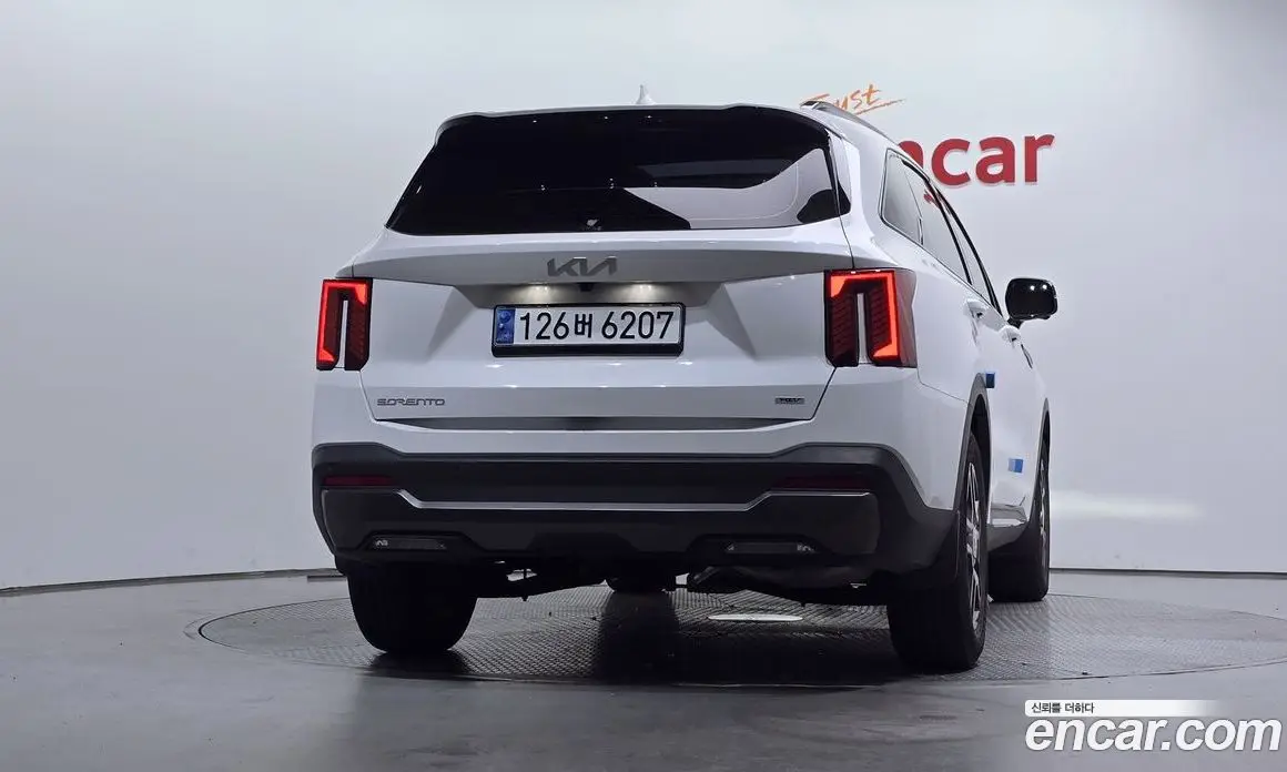 Kia Sorento 2024 1.6 автомат (гидро), фото 4