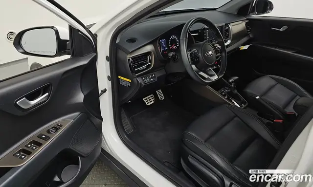 Kia Stonic 2018 1.4 автомат (гидро), миниатюра 12