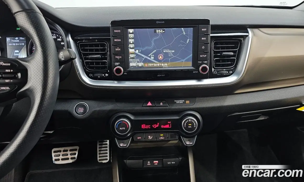 Kia Stonic 2018 1.4 автомат (гидро), фото 19 Kia Stonic 2018 1.4 автомат (гидро), фото 19