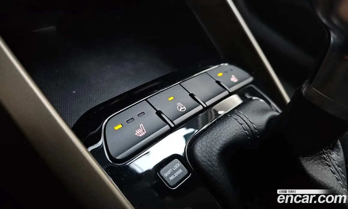 Kia Stonic 2018 1.4 автомат (гидро), фото 21 Kia Stonic 2018 1.4 автомат (гидро), фото 21