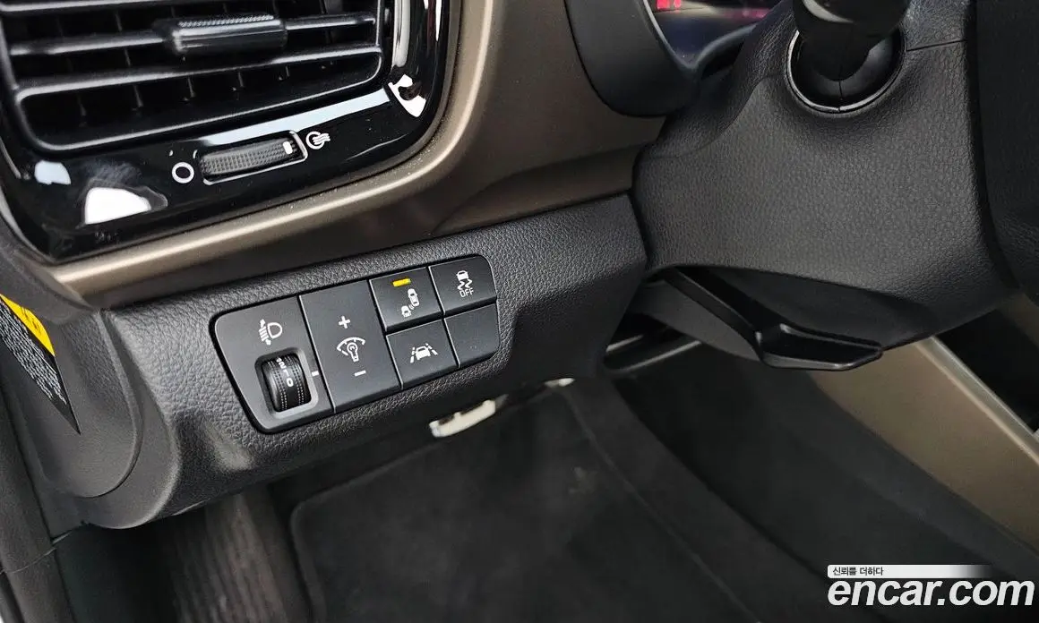 Kia Stonic 2018 1.4 автомат (гидро), фото 23 Kia Stonic 2018 1.4 автомат (гидро), фото 23
