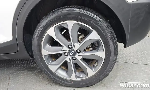 Kia Stonic 2018 1.4 автомат (гидро), миниатюра 6 Kia Stonic 2018 1.4 автомат (гидро), миниатюра 6