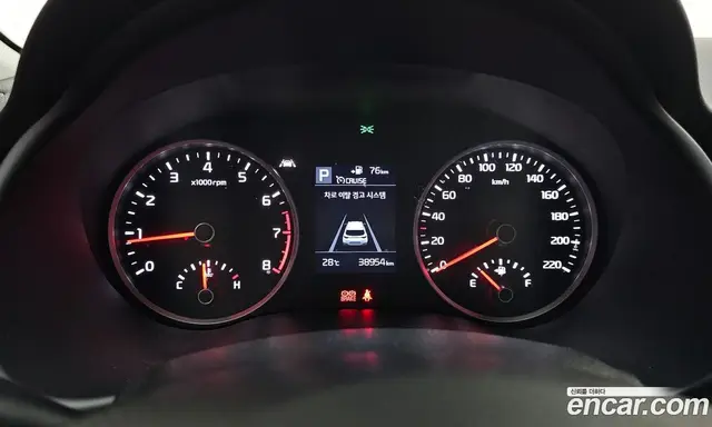 Kia Stonic 2018 1.4 автомат (гидро), миниатюра 10 Kia Stonic 2018 1.4 автомат (гидро), миниатюра 10