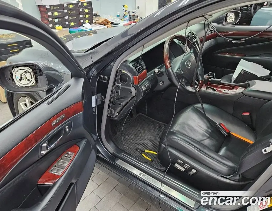 Lexus LS 2008 4.6 автомат (гидро), фото 8 Lexus LS 2008 4.6 автомат (гидро), фото 8