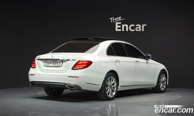 Mercedes-Benz E-Class 2019 2.0 автомат (гидро), миниатюра 2 Mercedes-Benz E-Class 2019 2.0 автомат (гидро), миниатюра 2