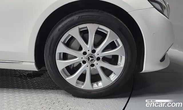 Mercedes-Benz E-Class 2019 2.0 автомат (гидро), миниатюра 7 Mercedes-Benz E-Class 2019 2.0 автомат (гидро), миниатюра 7
