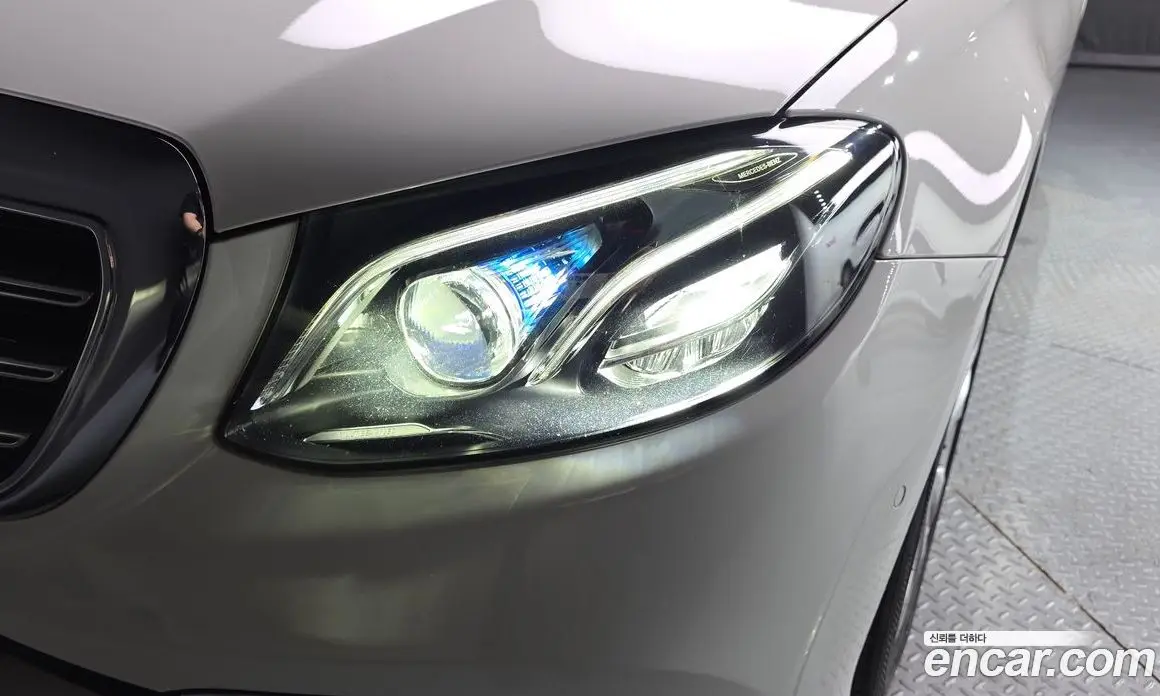 Mercedes-Benz E-Class 2019 2.0 автомат (гидро), фото 8 Mercedes-Benz E-Class 2019 2.0 автомат (гидро), фото 8