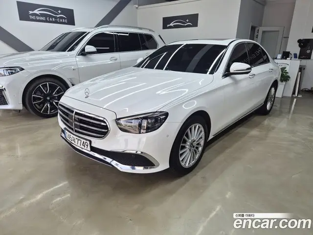 Mercedes-Benz E-Class 2021 2.0 автомат (гидро), миниатюра 1 Mercedes-Benz E-Class 2021 2.0 автомат (гидро), миниатюра 1