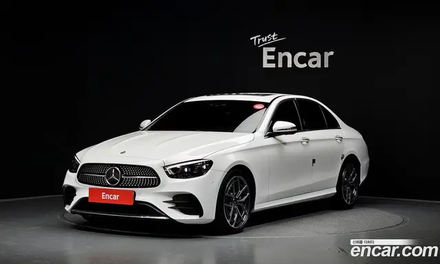 Mercedes-Benz E-Class 2022 1.9 автомат (гидро), миниатюра 1