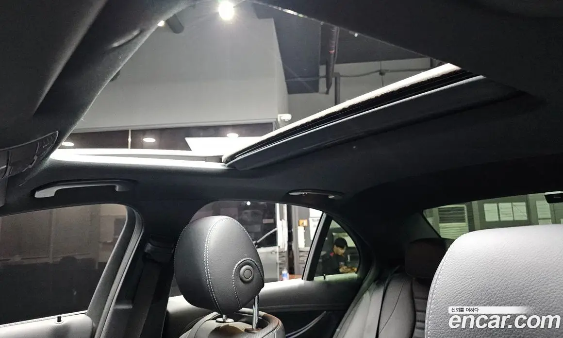 Mercedes-Benz E-Class 2022 1.9 автомат (гидро), фото 26