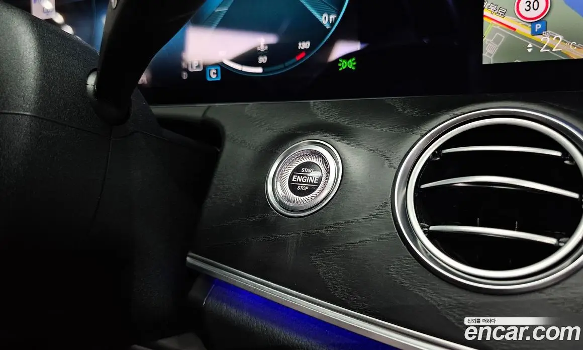 Mercedes-Benz E-Class 2022 1.9 автомат (гидро), фото 30