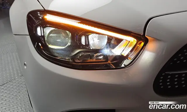 Mercedes-Benz E-Class 2022 1.9 автомат (гидро), миниатюра 8