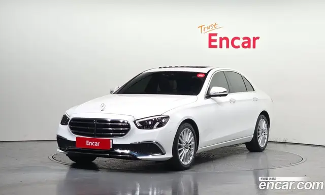 Mercedes-Benz E-Class, 2023, 14 055 км