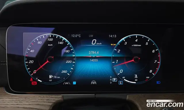 Mercedes-Benz E-Class 2023 2.0 автомат (гидро), миниатюра 8