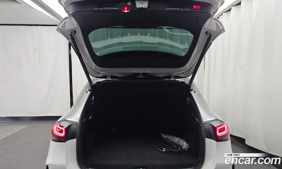 Mercedes-Benz EQA 2023 0.2 автомат (гидро), фото 26 Mercedes-Benz EQA 2023 0.2 автомат (гидро), фото 26