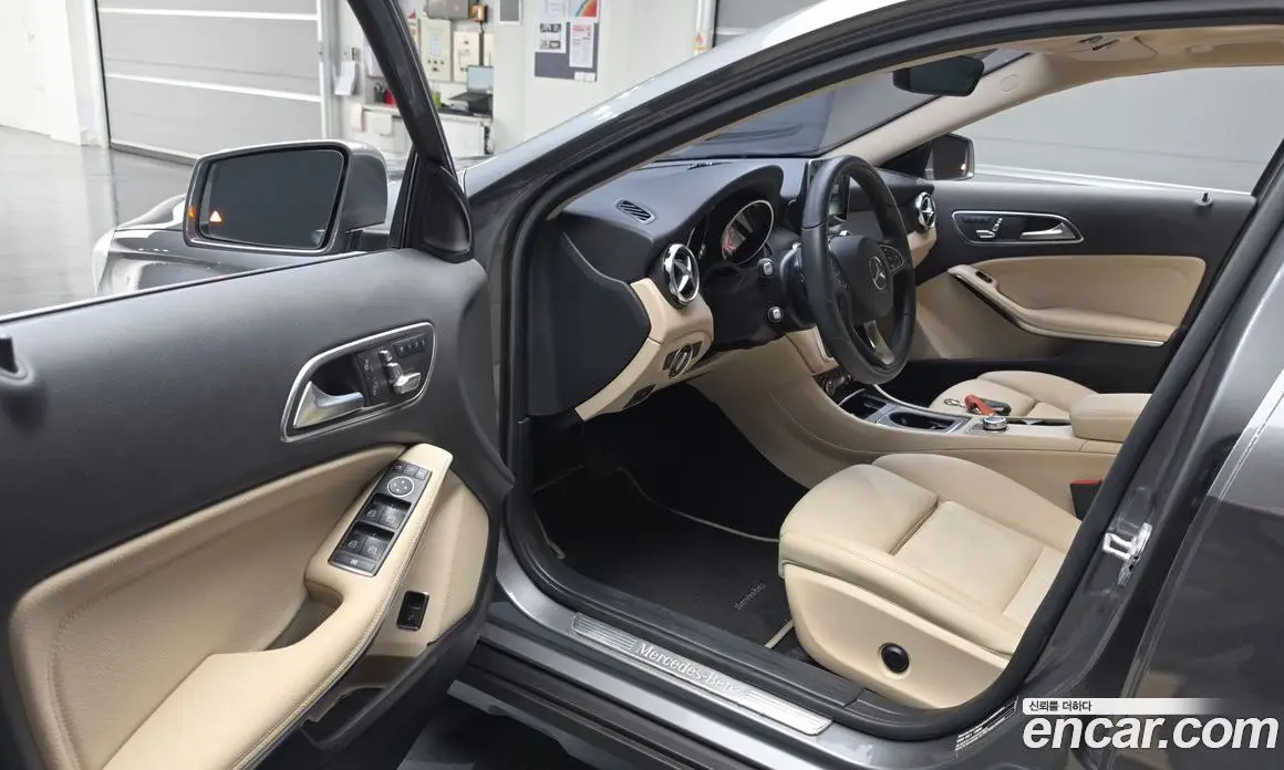 Mercedes-Benz GLA-Class 2018 2.0 автомат (гидро), фото 13 Mercedes-Benz GLA-Class 2018 2.0 автомат (гидро), фото 13