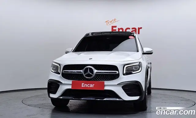 Mercedes-Benz GLB-Class 2021 2.0 автомат (гидро), миниатюра 3