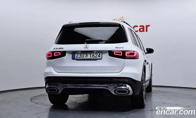 Mercedes-Benz GLB-Class 2021 2.0 автомат (гидро), миниатюра 4