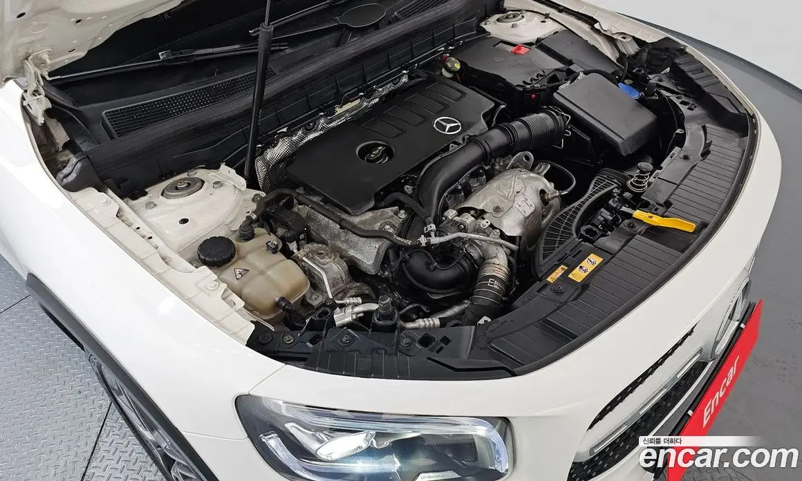 Mercedes-Benz GLB-Class 2021 2.0 автомат (гидро), фото 6