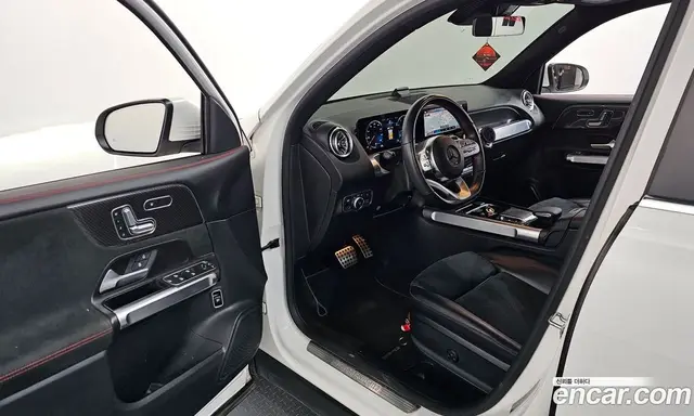 Mercedes-Benz GLB-Class 2021 2.0 автомат (гидро), миниатюра 10