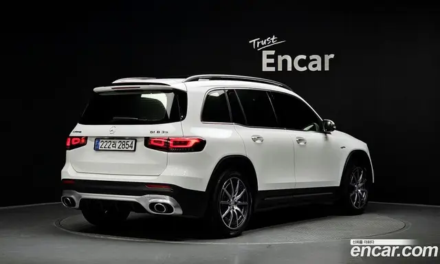 Mercedes-Benz GLB-Class 2022 2.0 автомат (гидро), миниатюра 2
