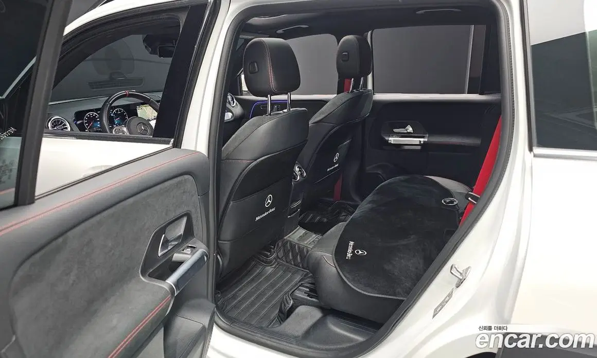 Mercedes-Benz GLB-Class 2022 2.0 автомат (гидро), фото 18